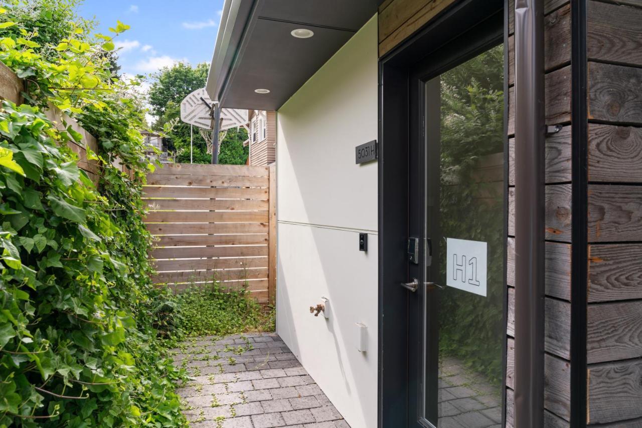 شقة Modern Two Story Townhouse Near Light Rail سياتل المظهر الخارجي الصورة